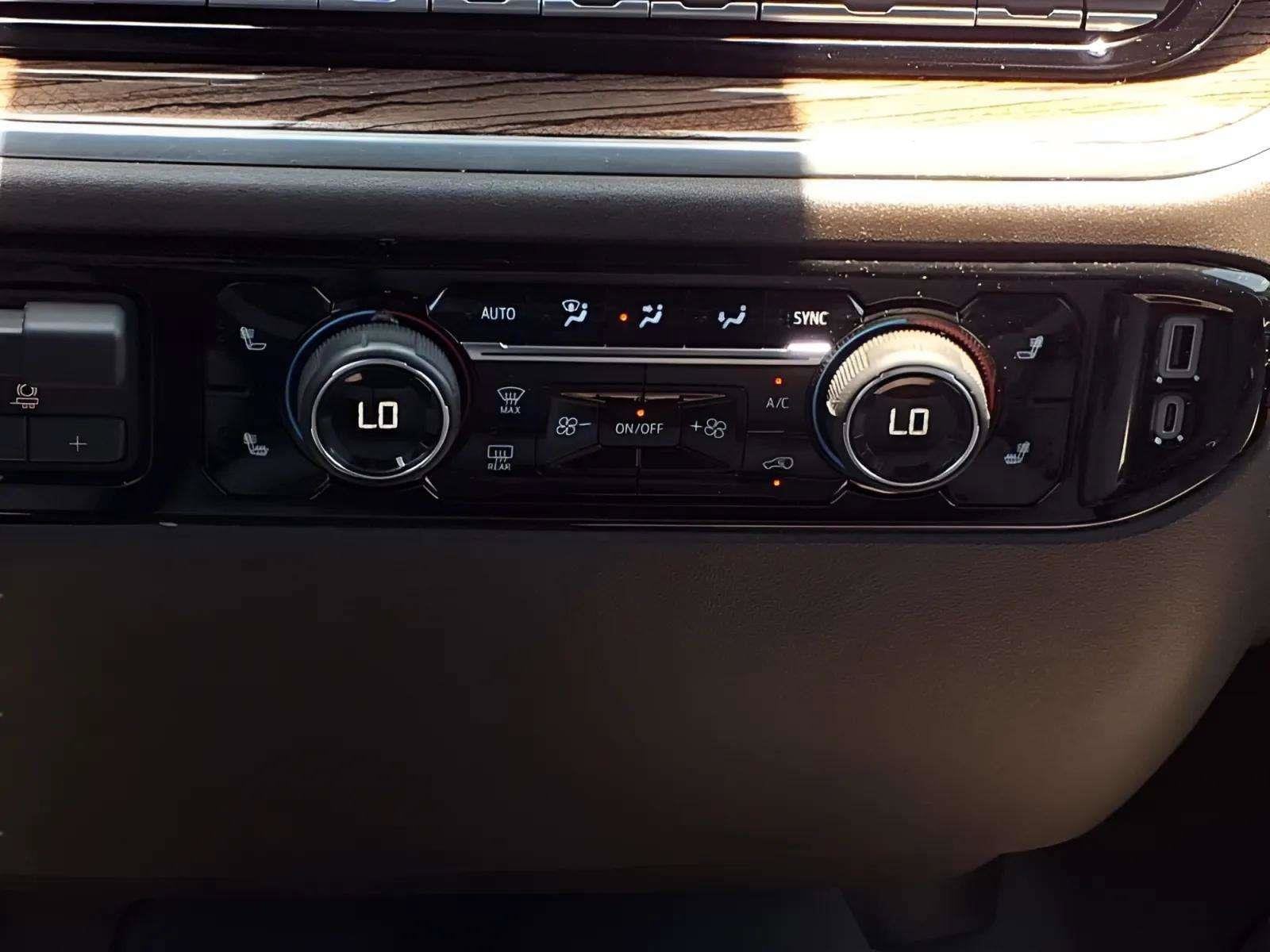 2026 Chevrolet Silverado 1500 RST - Photo 14