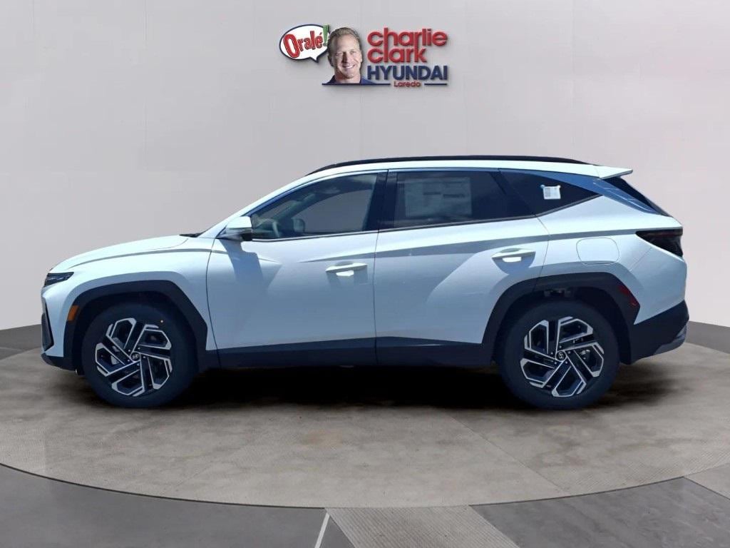 New 2025 Hyundai Tucson Limited FWD SUV