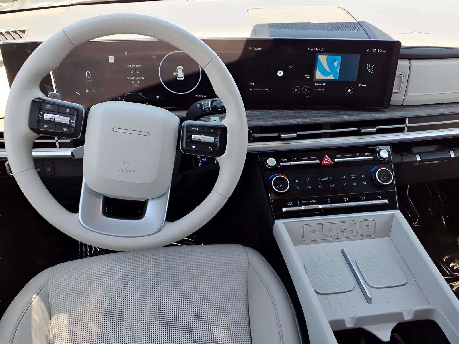 2024 Hyundai Santa Fe Limited - Photo 12