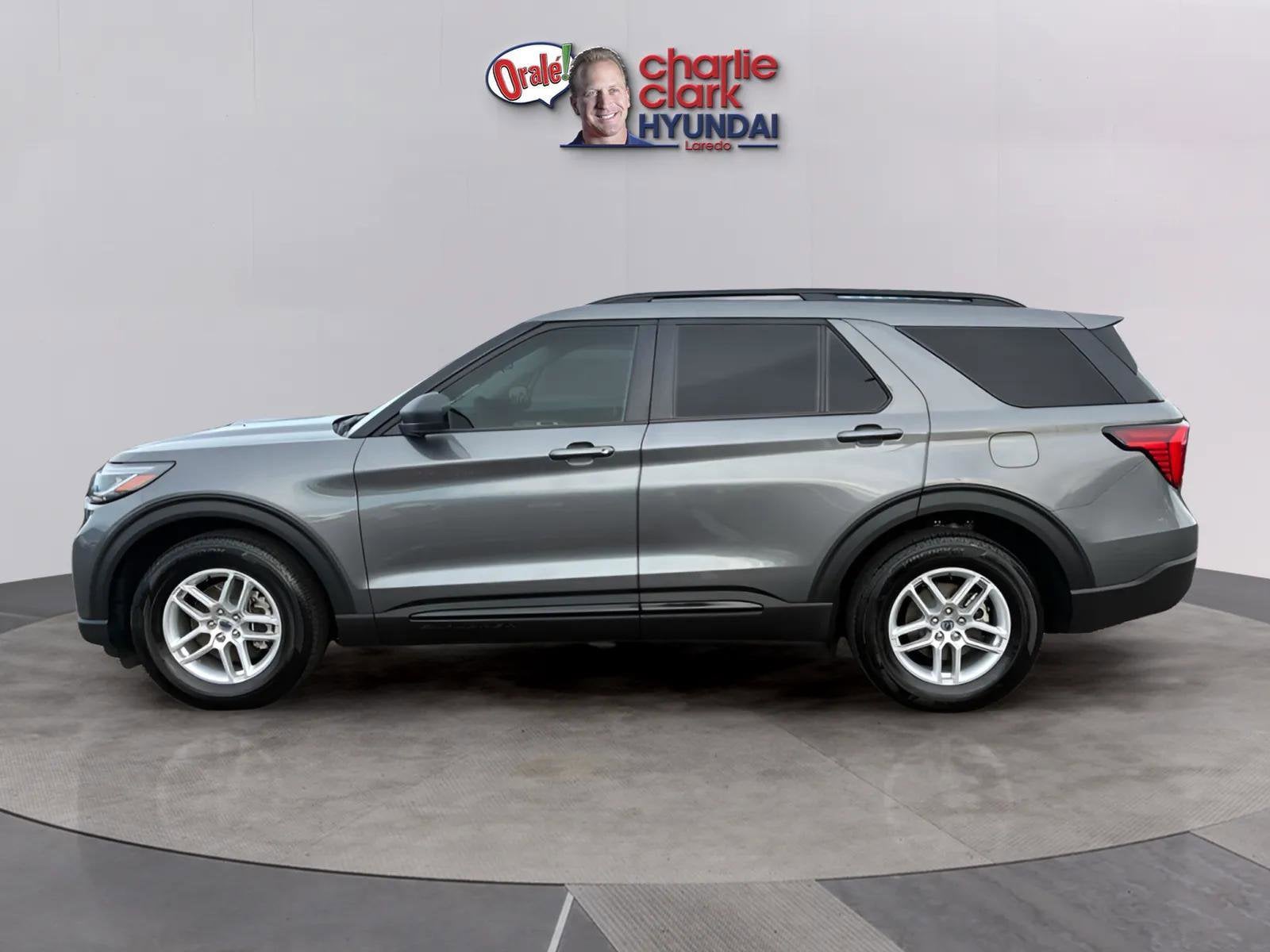 2026 Ford Explorer's photo