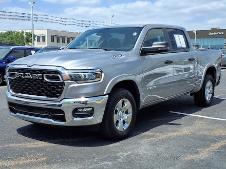2025 Ram 1500 Big Horn/Lone Star Truck Crew Cab