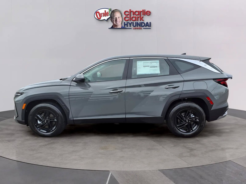 New 2026 Hyundai Tucson SE FWD SUV