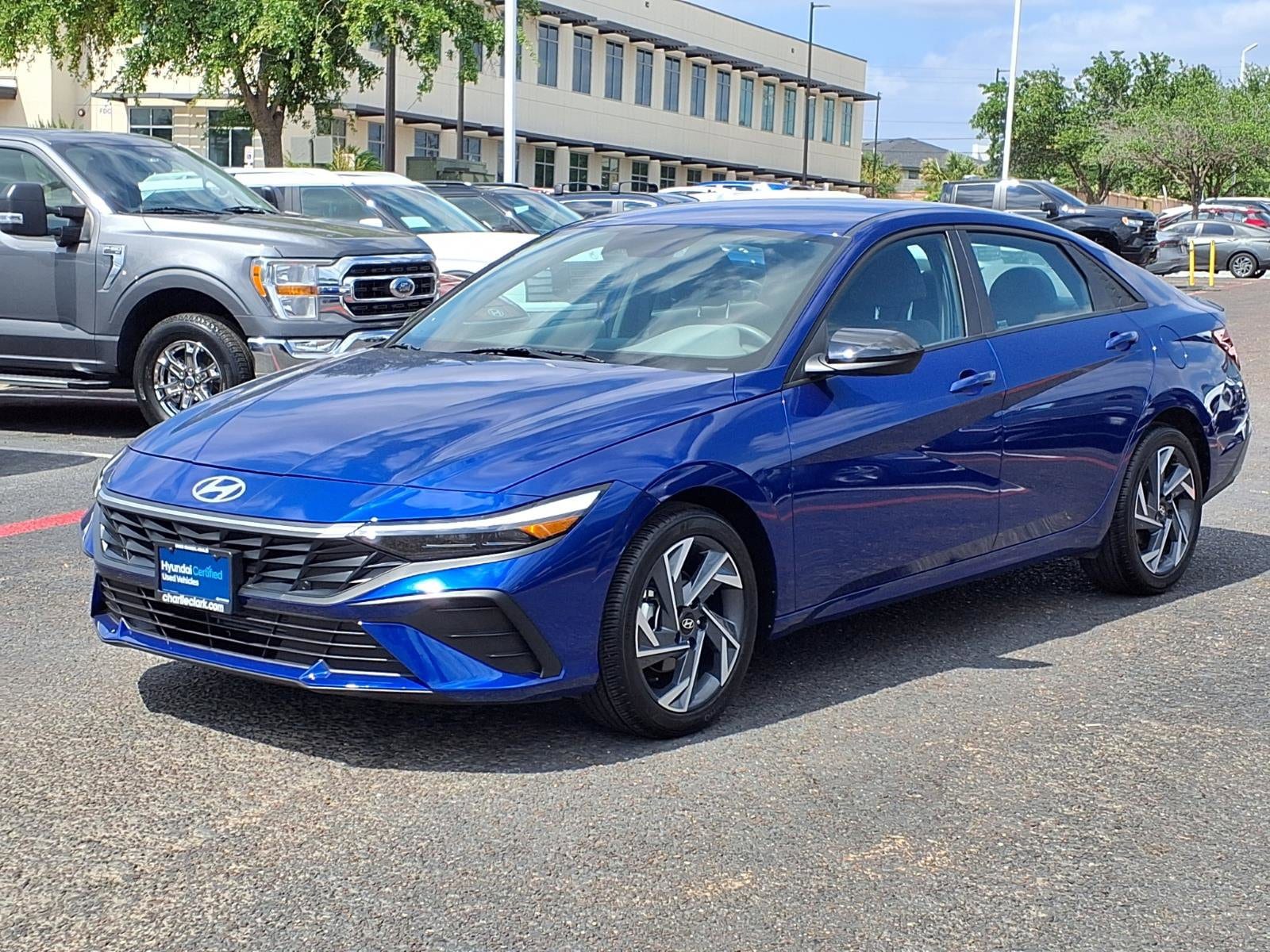 2025 Hyundai Elantra SEL