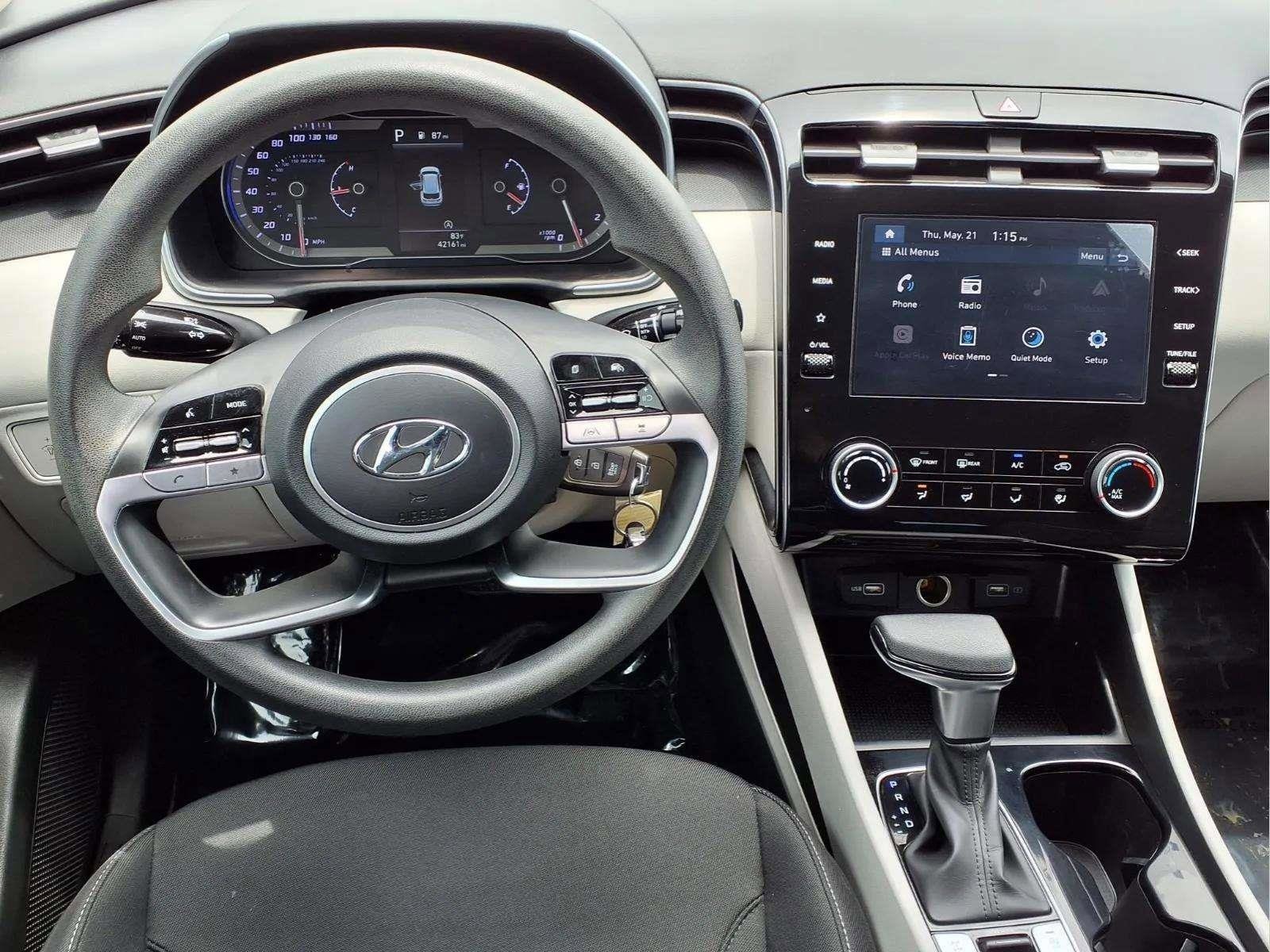 2023 Hyundai Tucson SE - Photo 11
