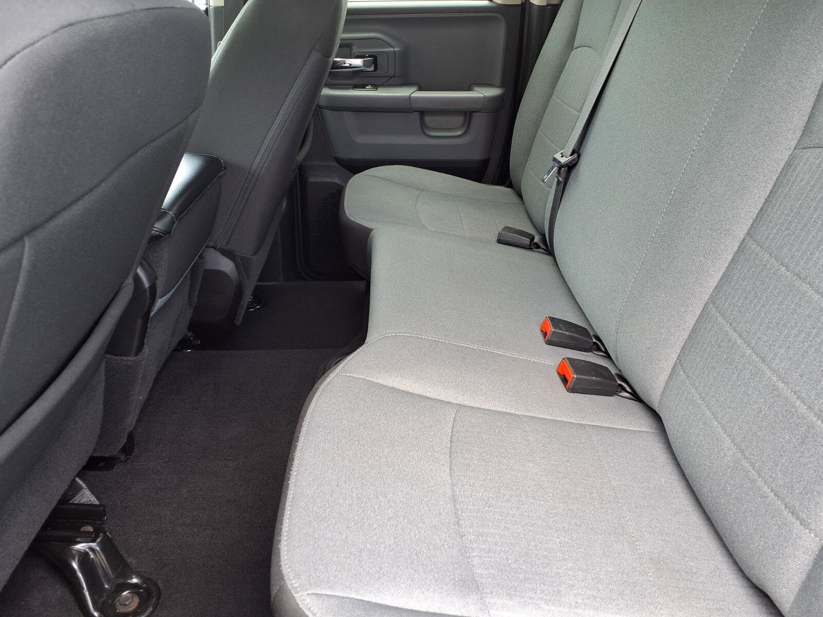 2024 RAM Ram 1500 Classic SLT - Photo 11