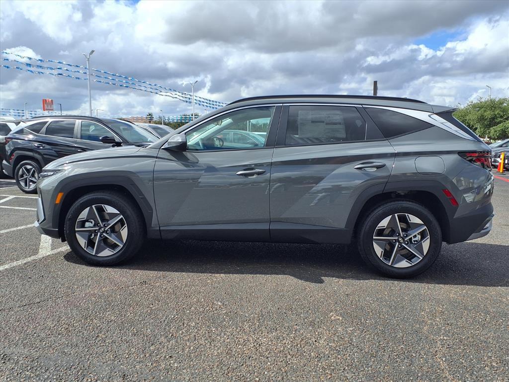 2026 Hyundai Tucson SEL photo 2