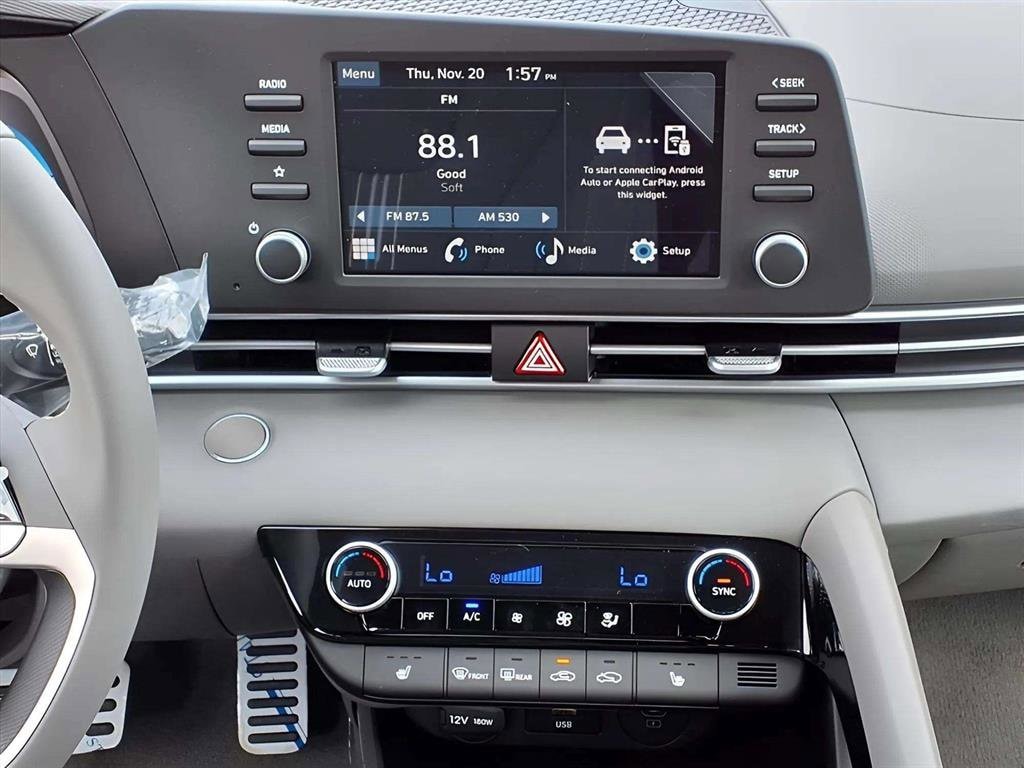 2026 Hyundai Elantra SEL - Photo 13