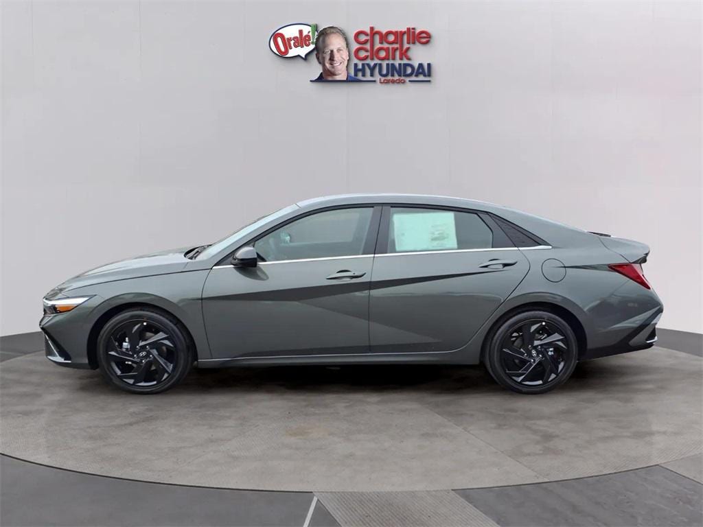 New 2026 Hyundai Elantra SEL Sport Sedan