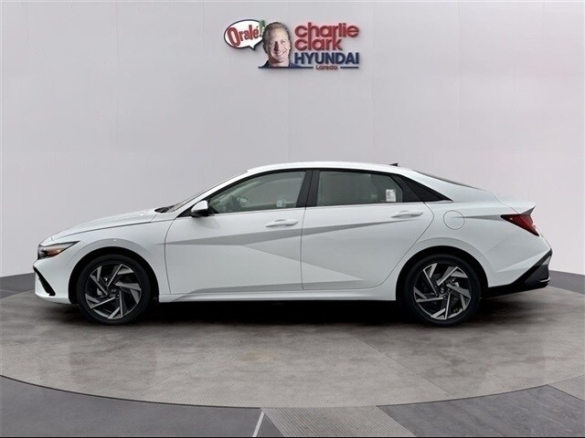 2025 Hyundai Elantra Hybrid Limited photo 2
