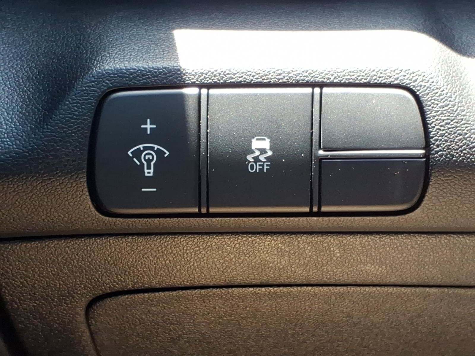2025 Hyundai Elantra SEL - Photo 20