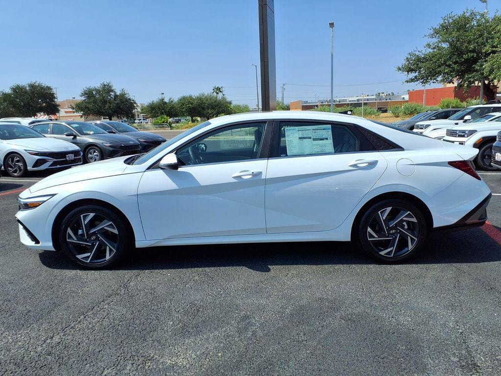 New 2026 Hyundai Elantra Limited Sedan