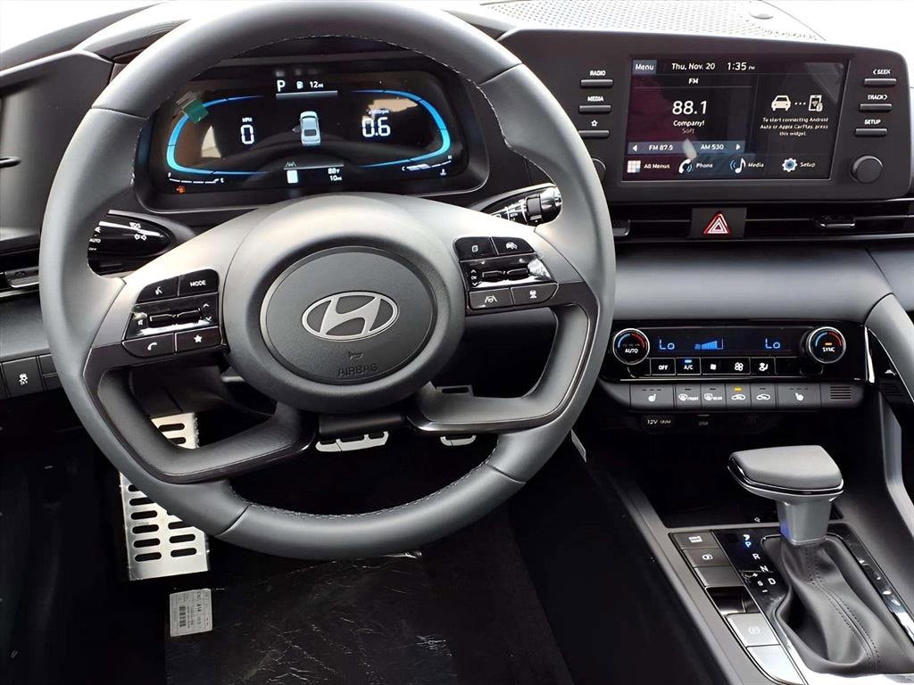 2026 Hyundai Elantra SEL - Photo 11
