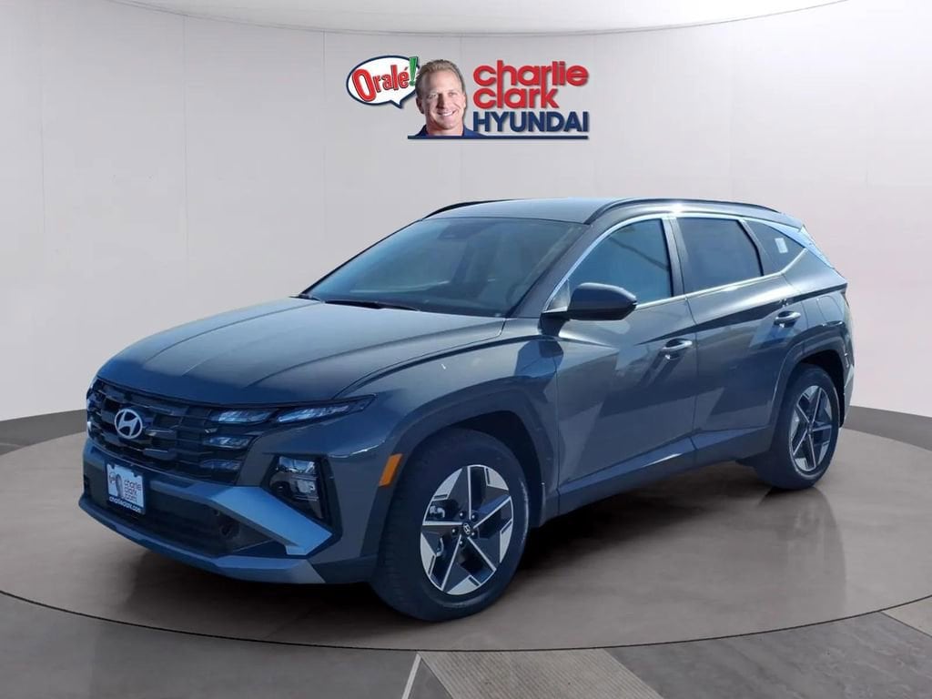 2026 Hyundai Tucson SEL FWD's photo