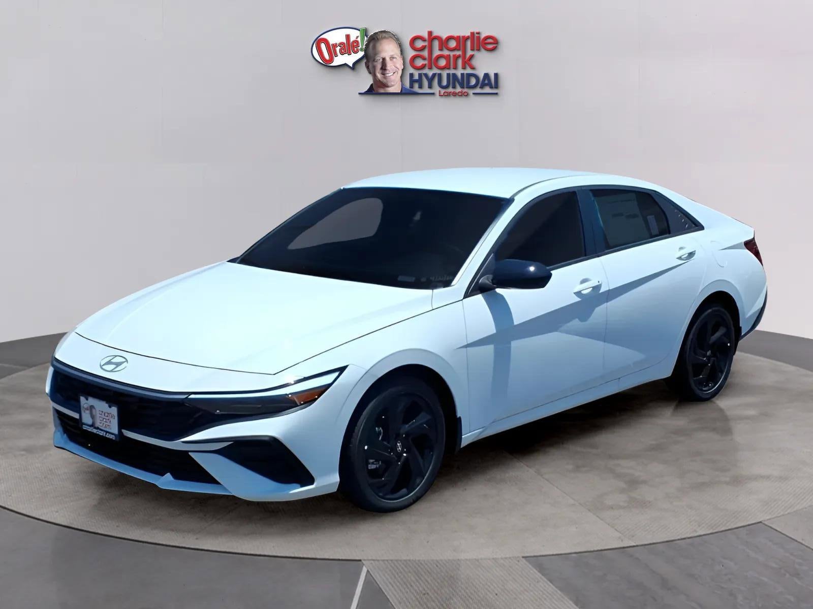 2026 Hyundai Elantra 2.0 SEL Sport IVT's photo