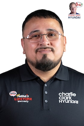 Staff member Frank Espinoza from ID_2e3ecc
