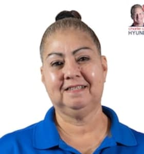 Staff member     Ofelia Santos from ID_235cc7