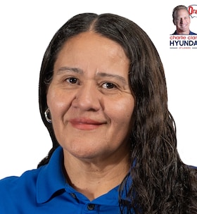 Staff member Hilda Peña from ID_235cc7