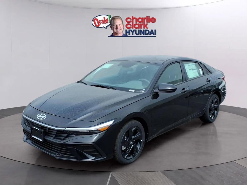 2026 Hyundai Elantra 2.0 SEL Sport IVT's photo
