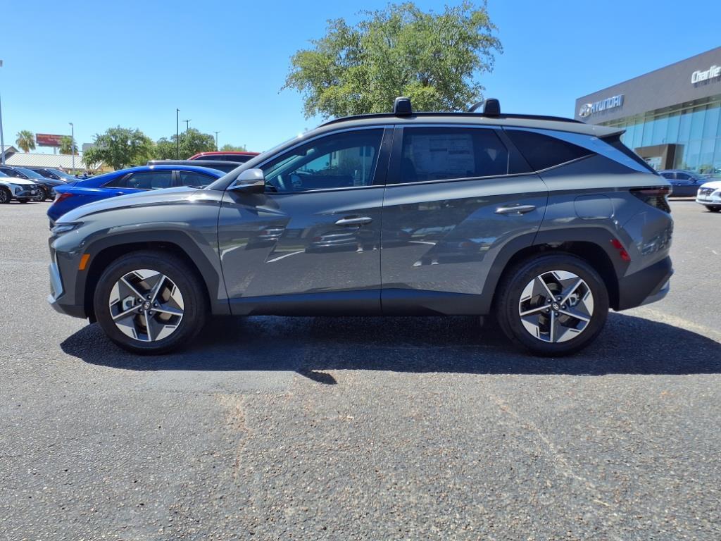 2025 Hyundai Tucson SEL Convenience photo 2