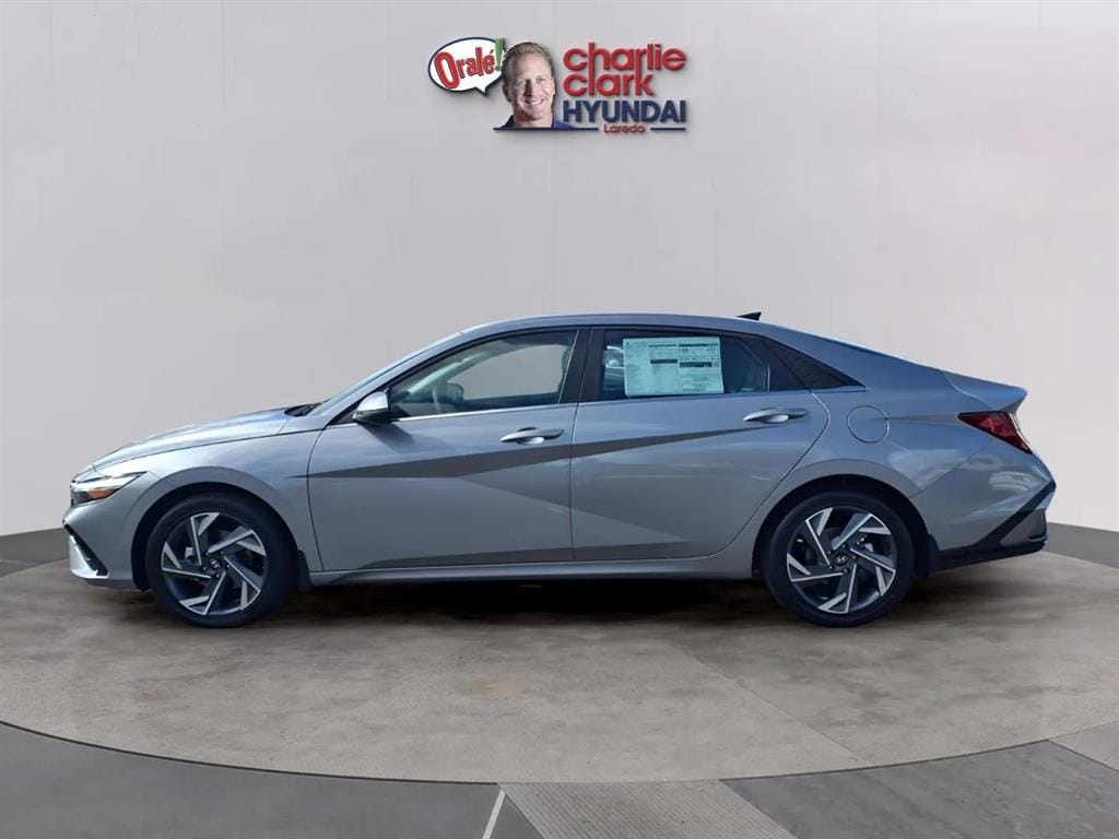 New 2025 Hyundai Elantra Hybrid Limited Sedan
