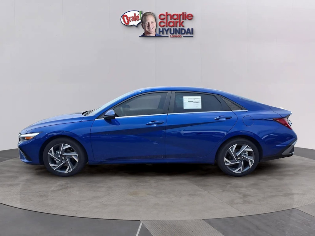 New 2026 Hyundai Elantra Limited Sedan