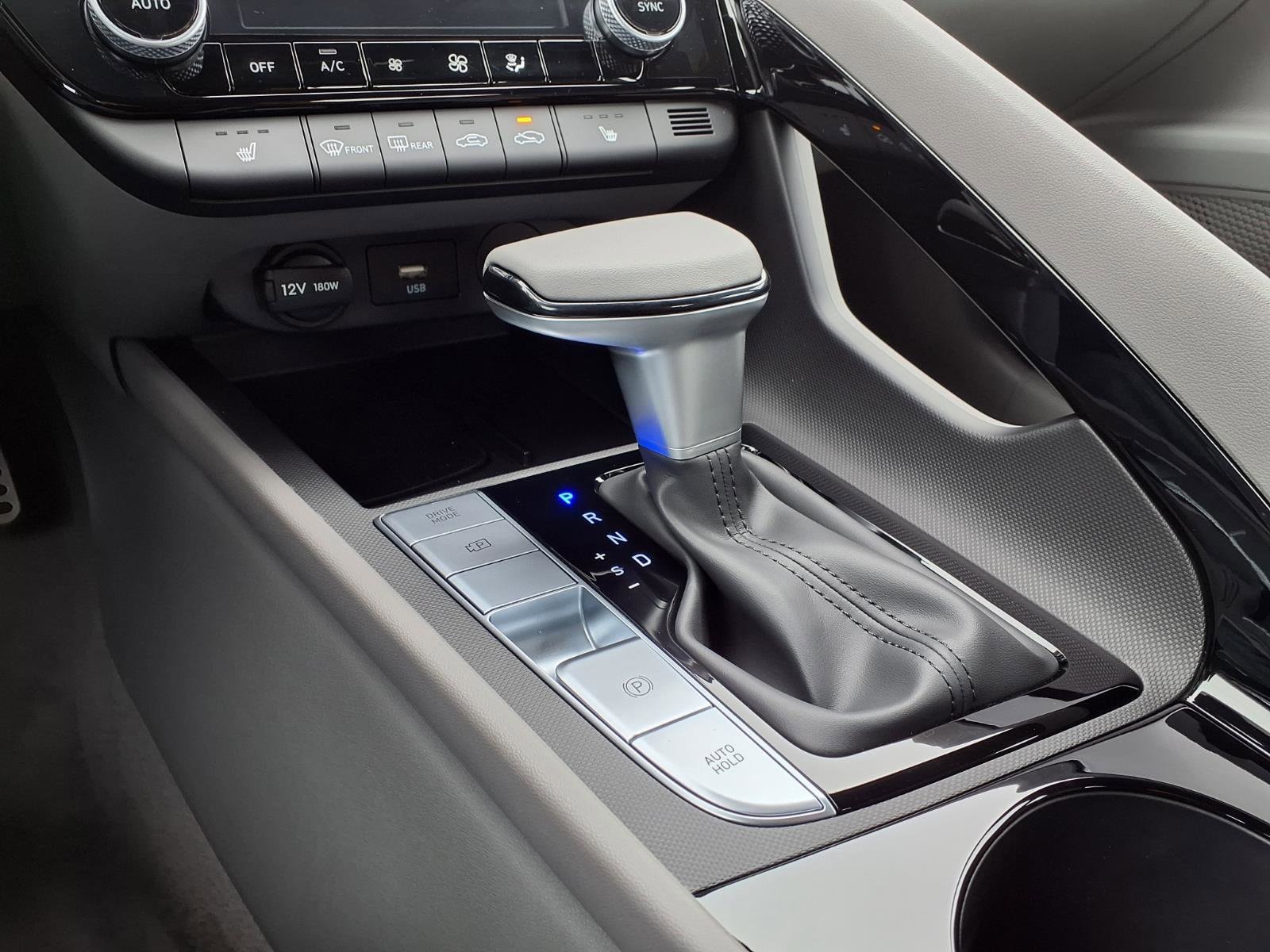 2026 Hyundai Elantra SEL - Photo 14