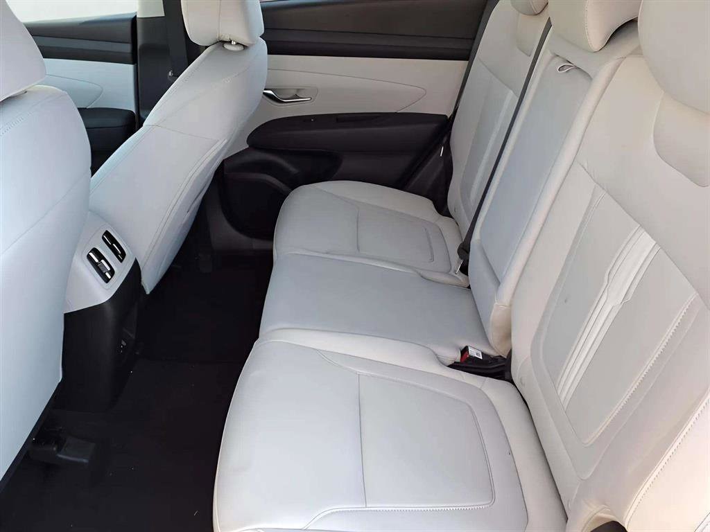 2026 Hyundai Tucson SEL - Photo 9