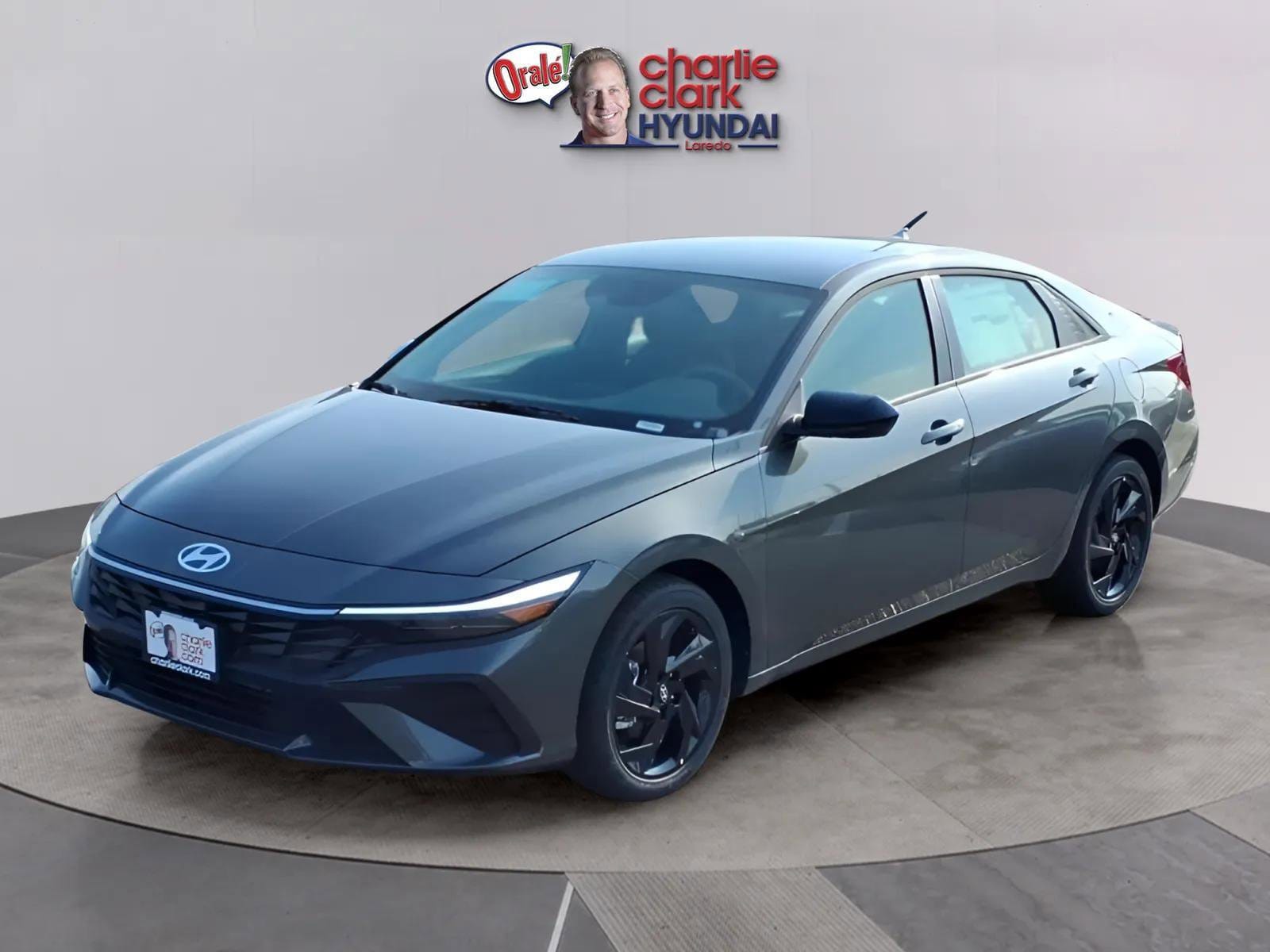 2026 Hyundai Elantra 2.0 SEL Sport IVT's photo
