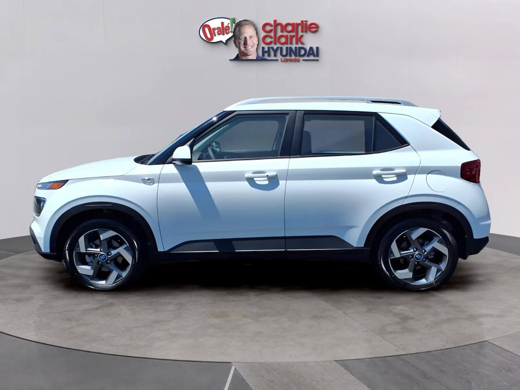 New 2026 Hyundai Venue SEL SUV