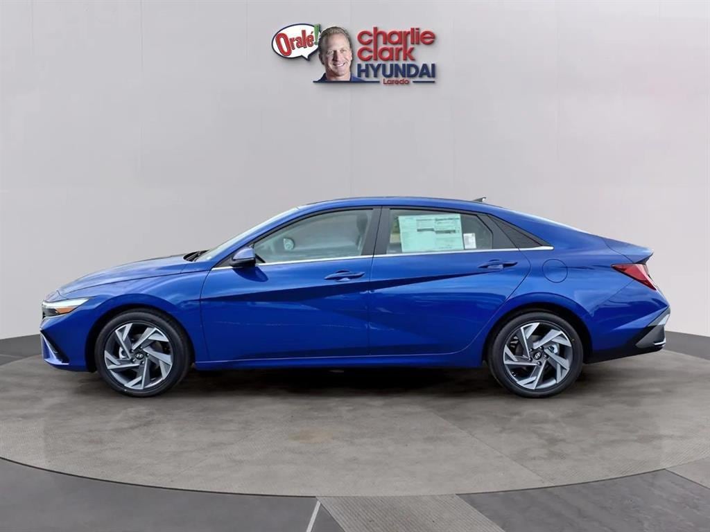 New 2026 Hyundai Elantra Limited Sedan