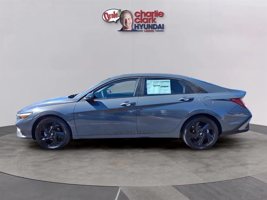 New 2026 Hyundai Elantra SEL Sport Sedan