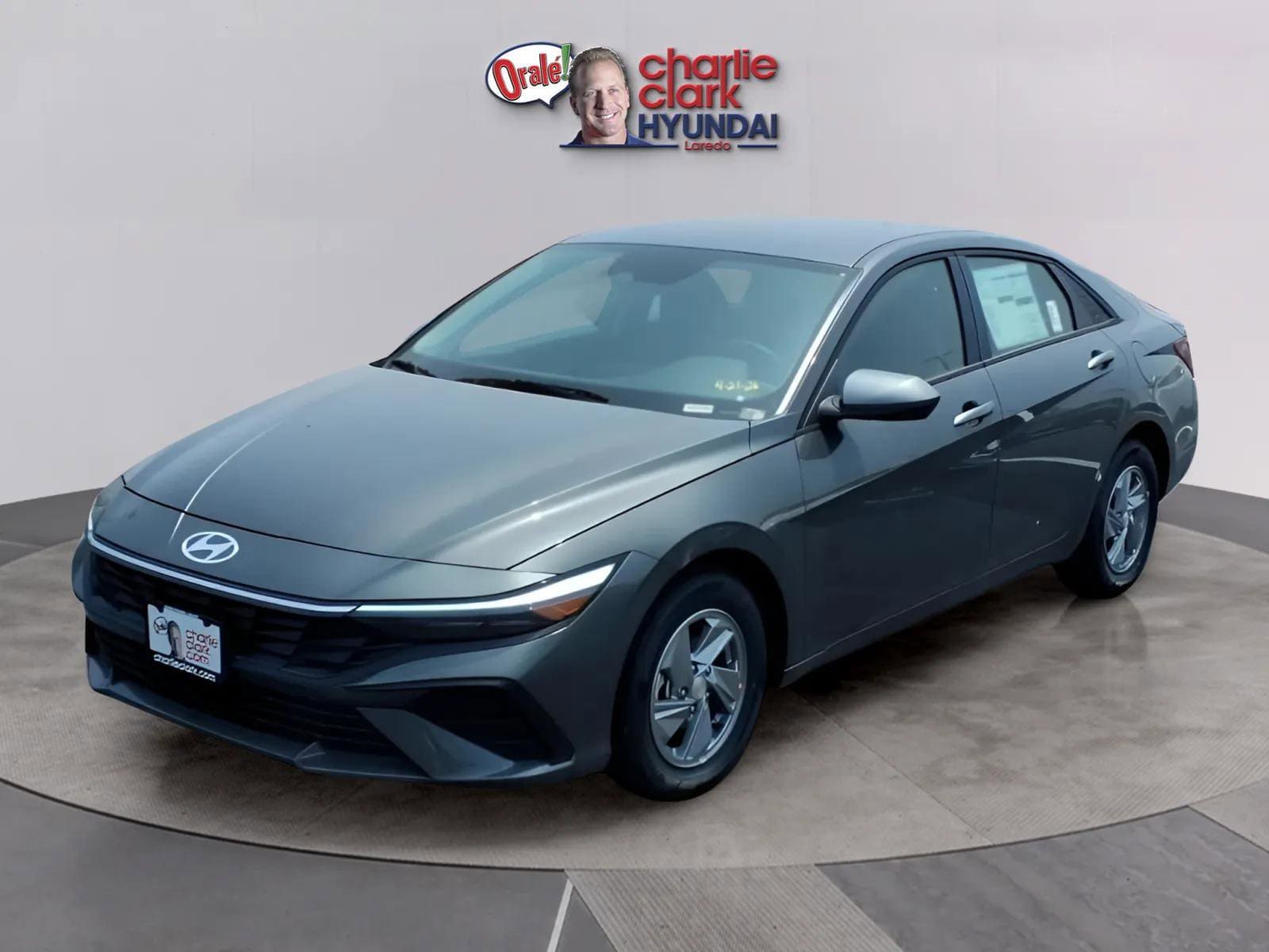 2026 Hyundai Elantra 2.0 SE IVT's photo
