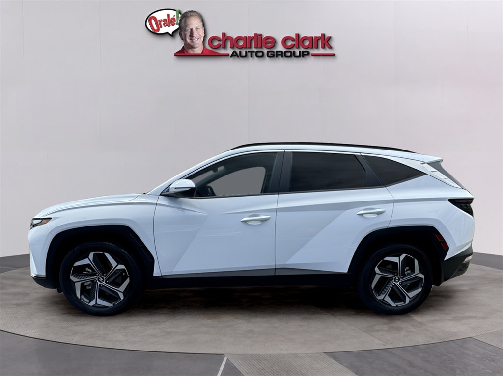 Used 2024 Hyundai Tucson SEL with VIN 5NMJF3DE8RH335899 for sale in Laredo, TX