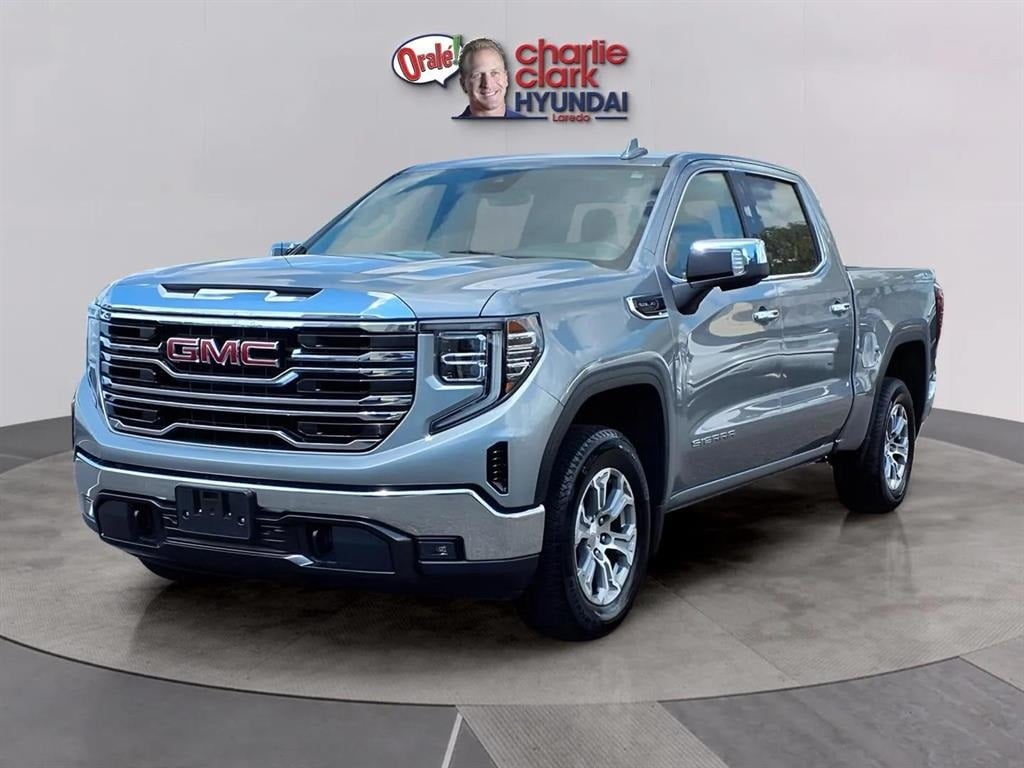 2025 GMC Sierra 1500 SLT's photo