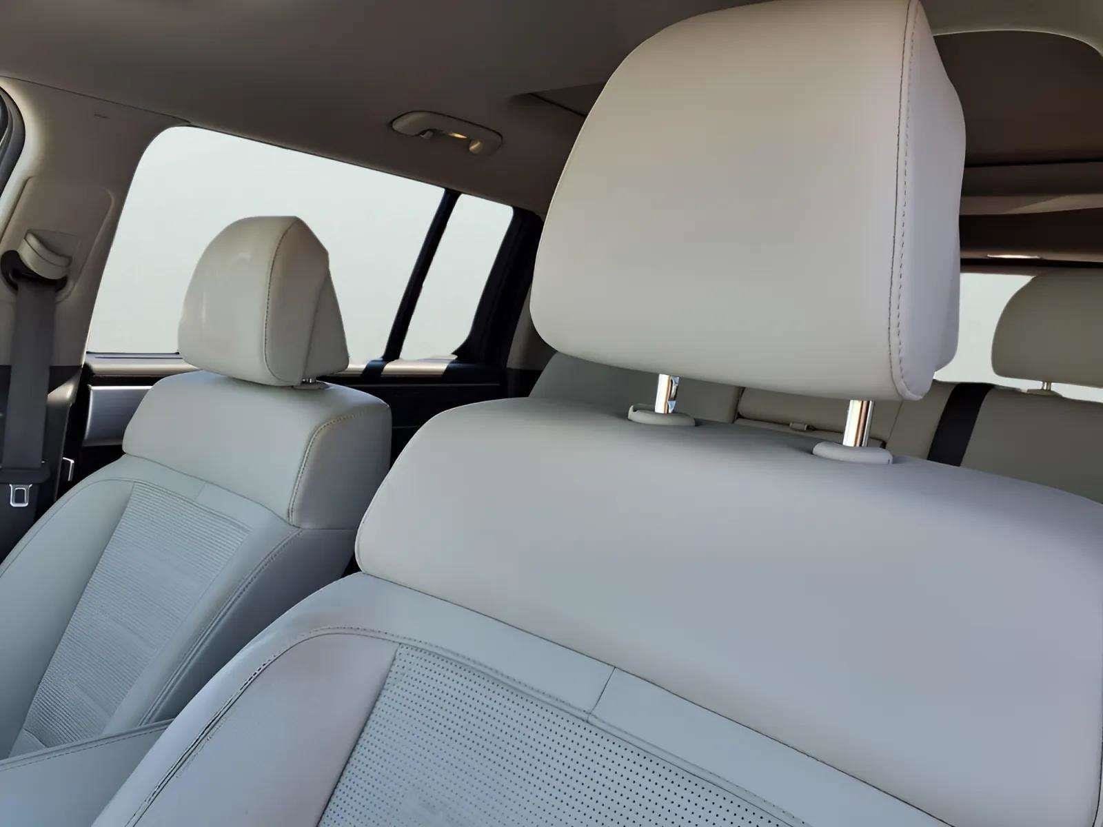 2024 Hyundai Santa Fe Limited - Photo 15