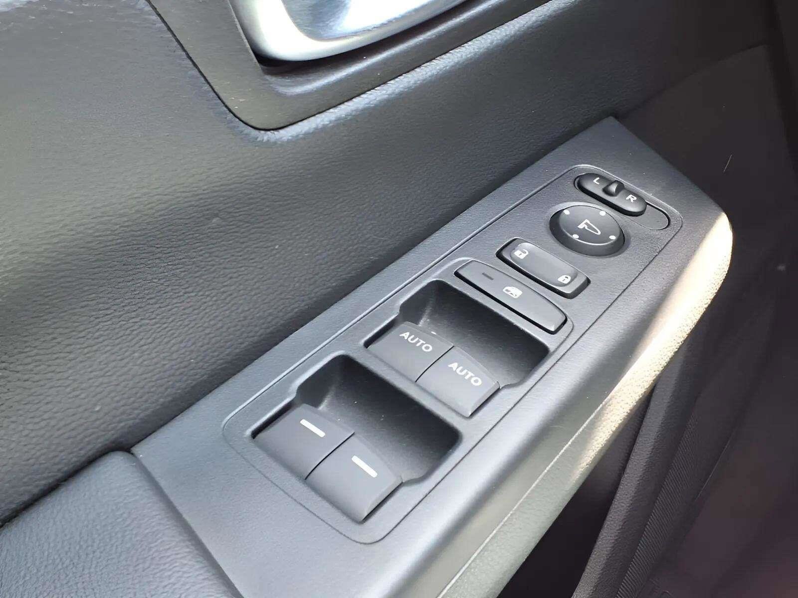 2023 Honda CR-V Sport - Photo 17