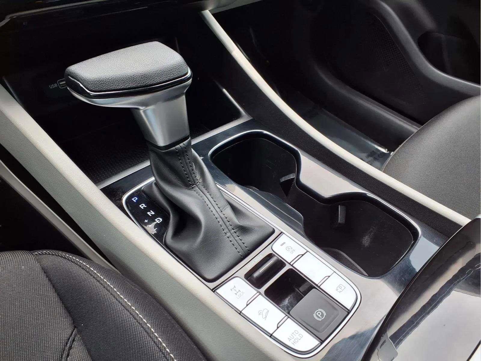 2023 Hyundai Tucson SE - Photo 16