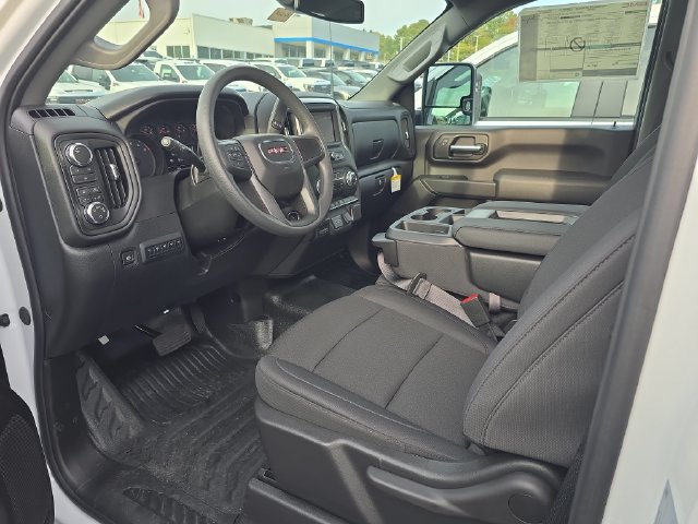 2026 GMC Sierra 2500HD Pro - Photo 10