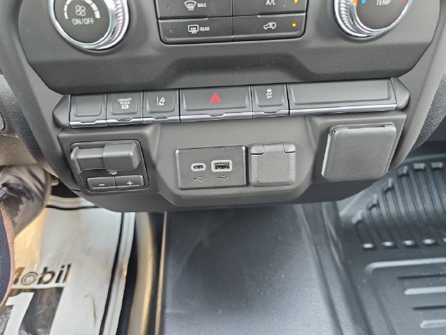 2026 GMC Sierra 3500HD Pro - Photo 17