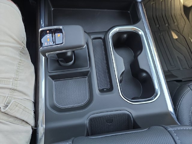 2026 GMC Sierra 1500 SLT - Photo 21
