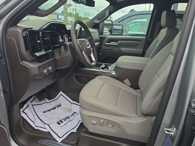 2026 GMC Sierra 2500HD SLT - Photo 15