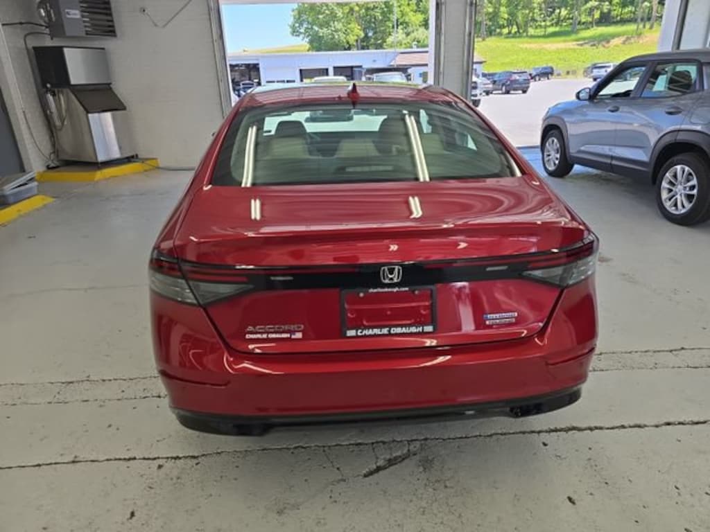 Used 2025 Honda Accord Hybrid Touring Sedan