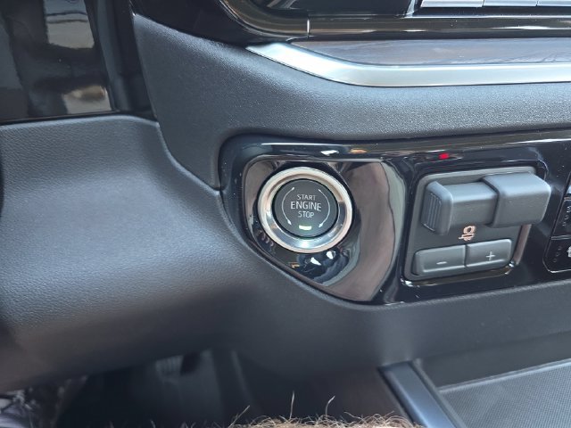 2026 GMC Sierra 1500 SLT - Photo 25