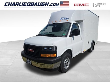 2025 GMC Savana Cutaway 3500 1WT Cutaway Van
