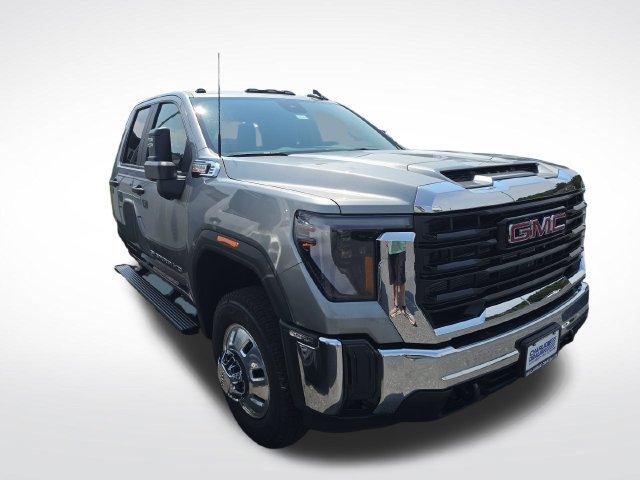 2026 GMC Sierra 3500HD Pro - Photo 6