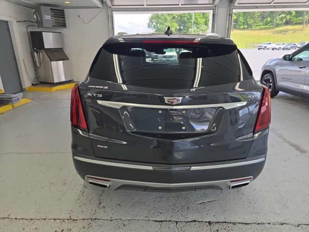 Used 2023 CADILLAC XT5 Premium Luxury SUV