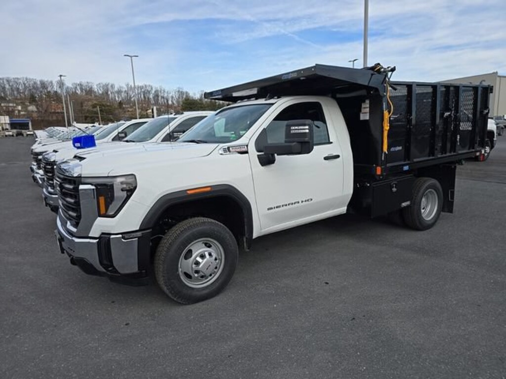 New 2025 GMC Sierra 3500 HD Chassis Cab Pro Truck
