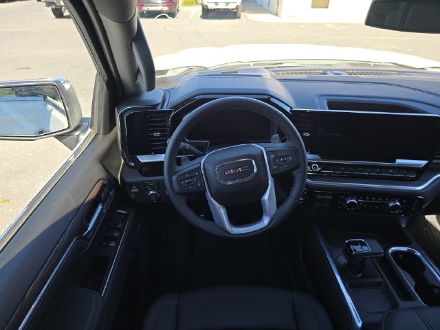2026 GMC Sierra 1500 SLT - Photo 13