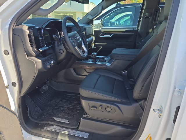 2026 GMC Sierra 1500 SLT - Photo 14