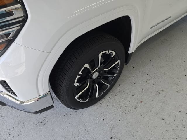2026 GMC Sierra 1500 SLT - Photo 9